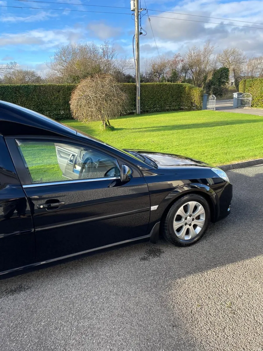 Vauxhall Vectra Hearse - Image 4