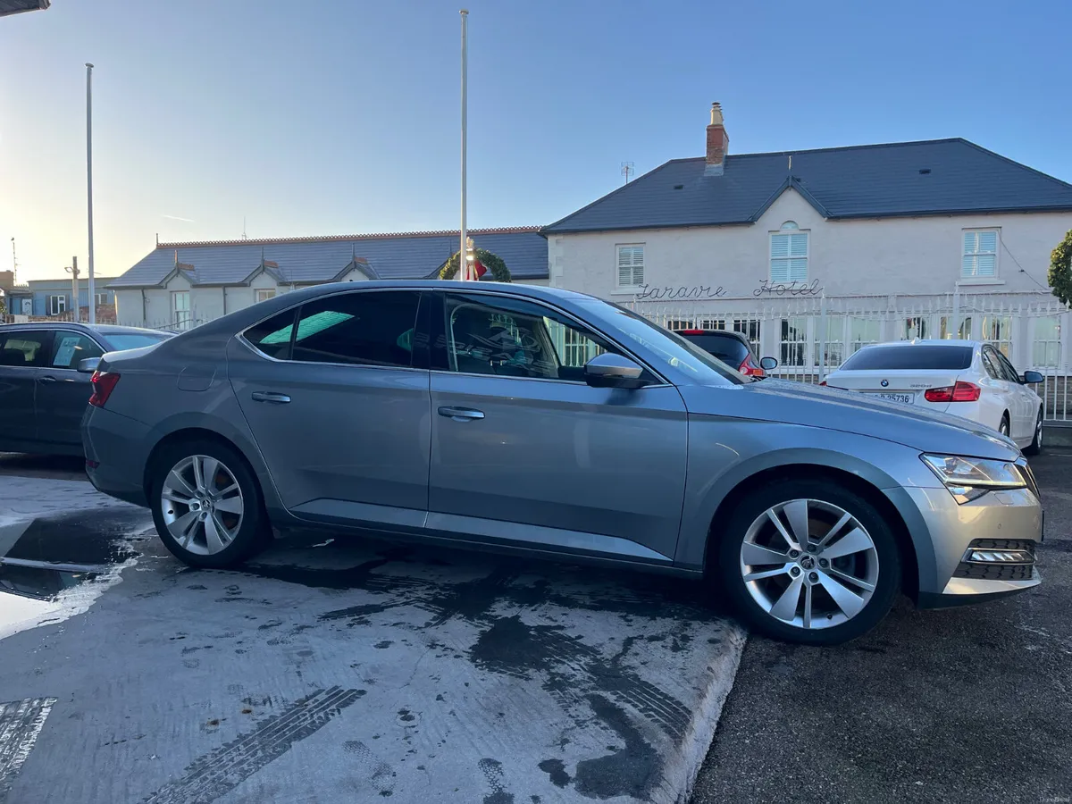 201 Skoda Superb 2.0TDI L&K Edition - Image 4