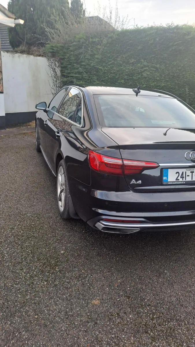 Audi A4 (241) - Image 1