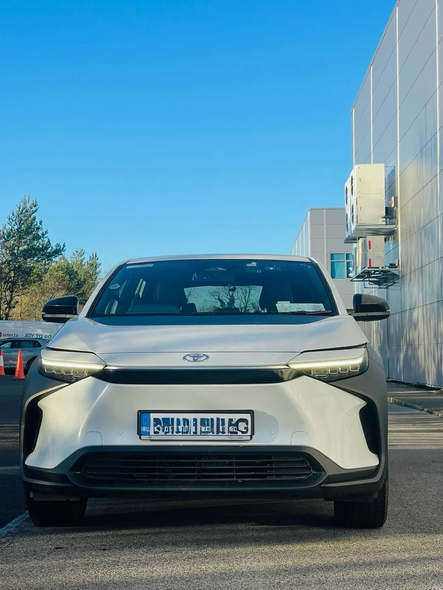 Toyota Bz4x - Image 3