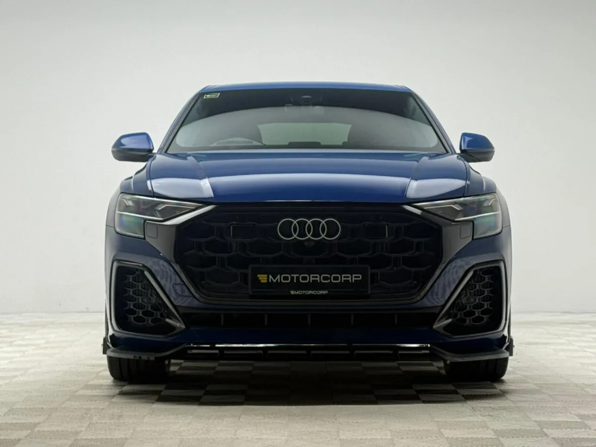 Audi Q8 55 TFSI E S LINE 394HP QUATTRO - Image 2