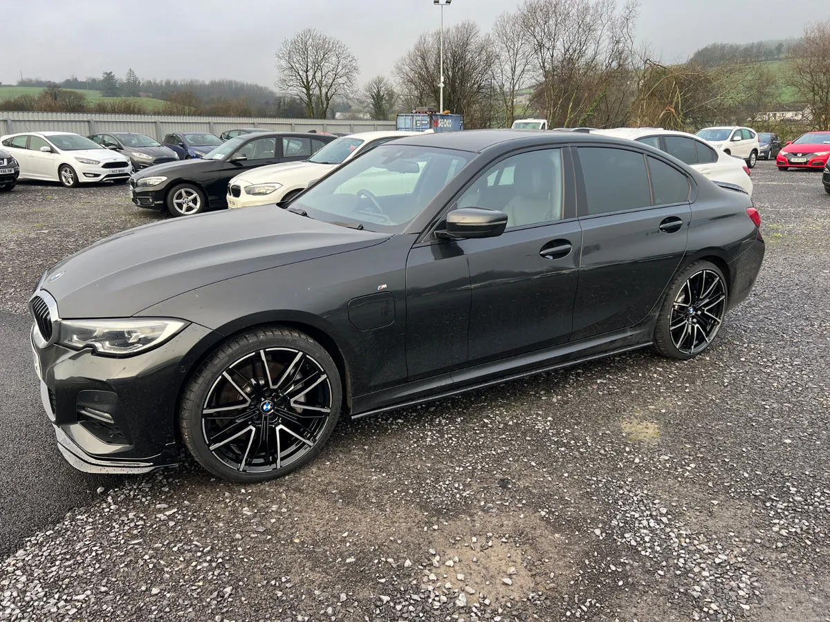 2021 BMW 330E M Sport 2.0 Plug In Hybrid - Image 2