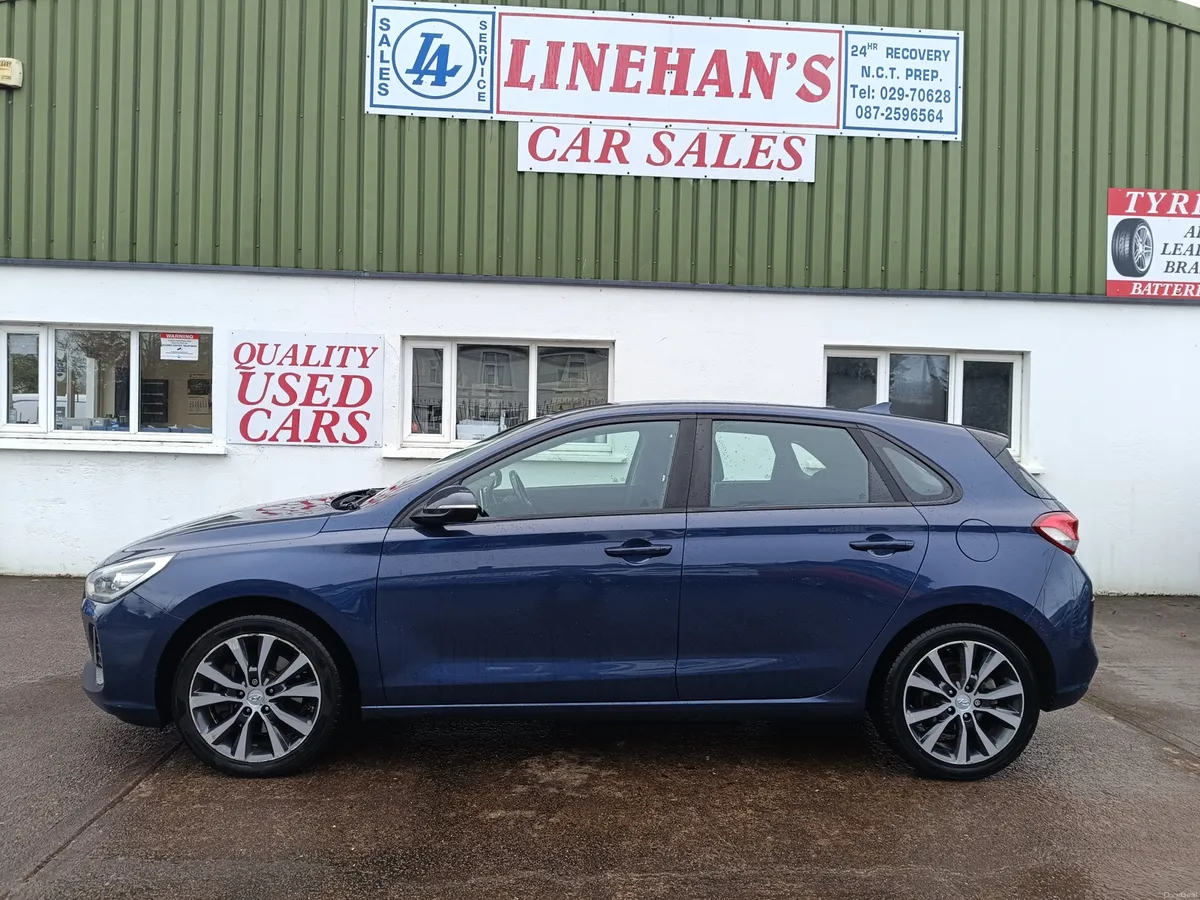 Hyundai i30 Deluxe 2017 1.0 Petrol - Image 4