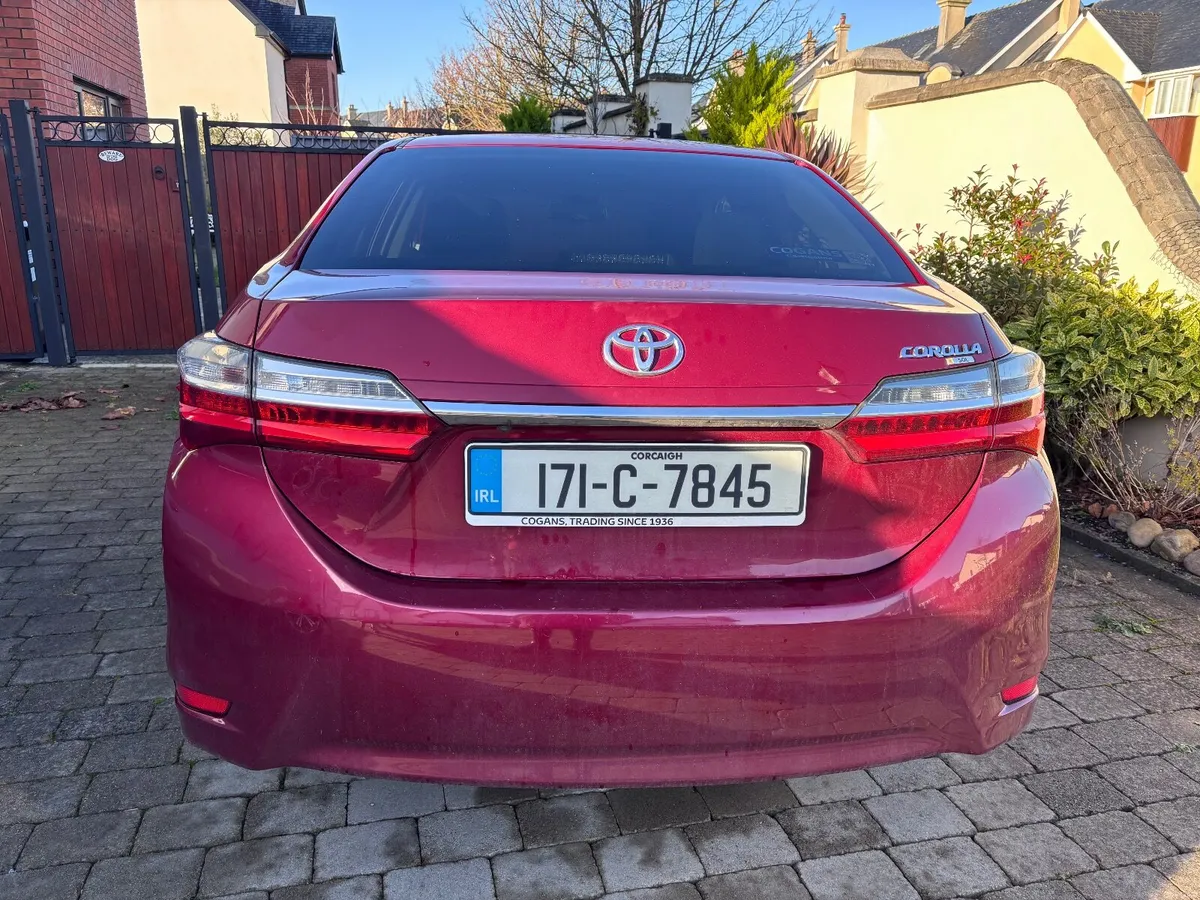 Toyota Corolla 2017 LowKms - Image 2