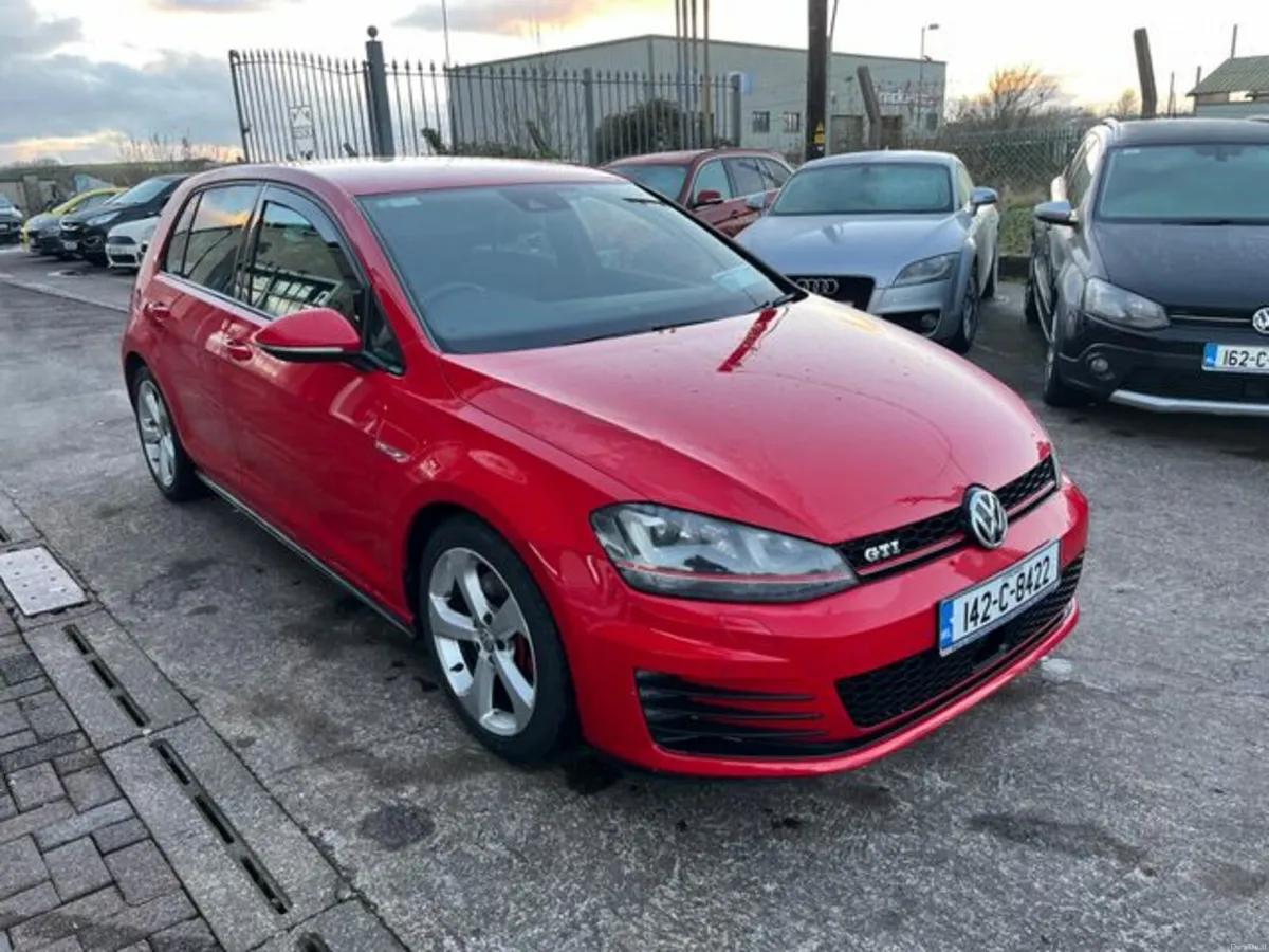 Volkswagen Golf GTI - Image 2
