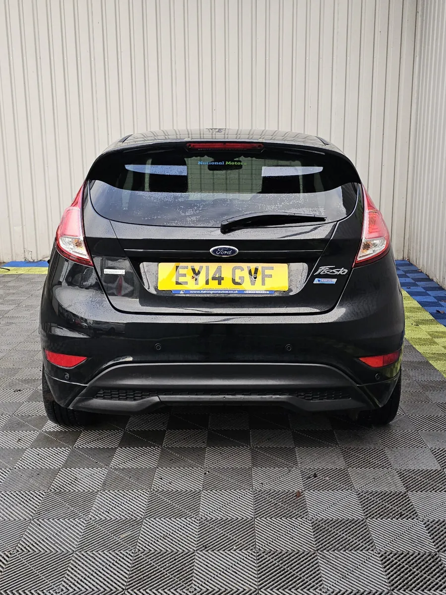 2014 Ford Fiesta 1.0 Petrol Zetec - Image 4
