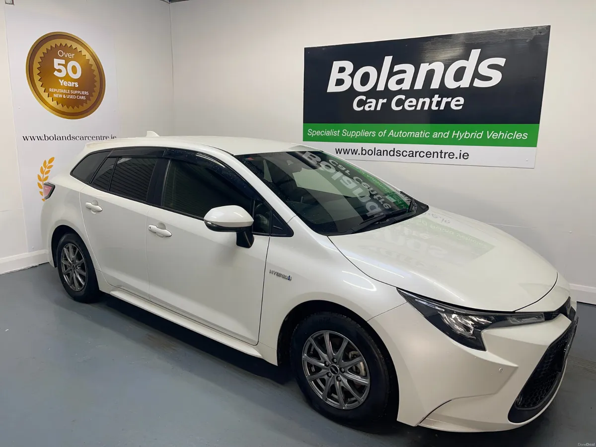 201 Toyota Corolla Hybrid 1.8 Automatic Touring - Image 2