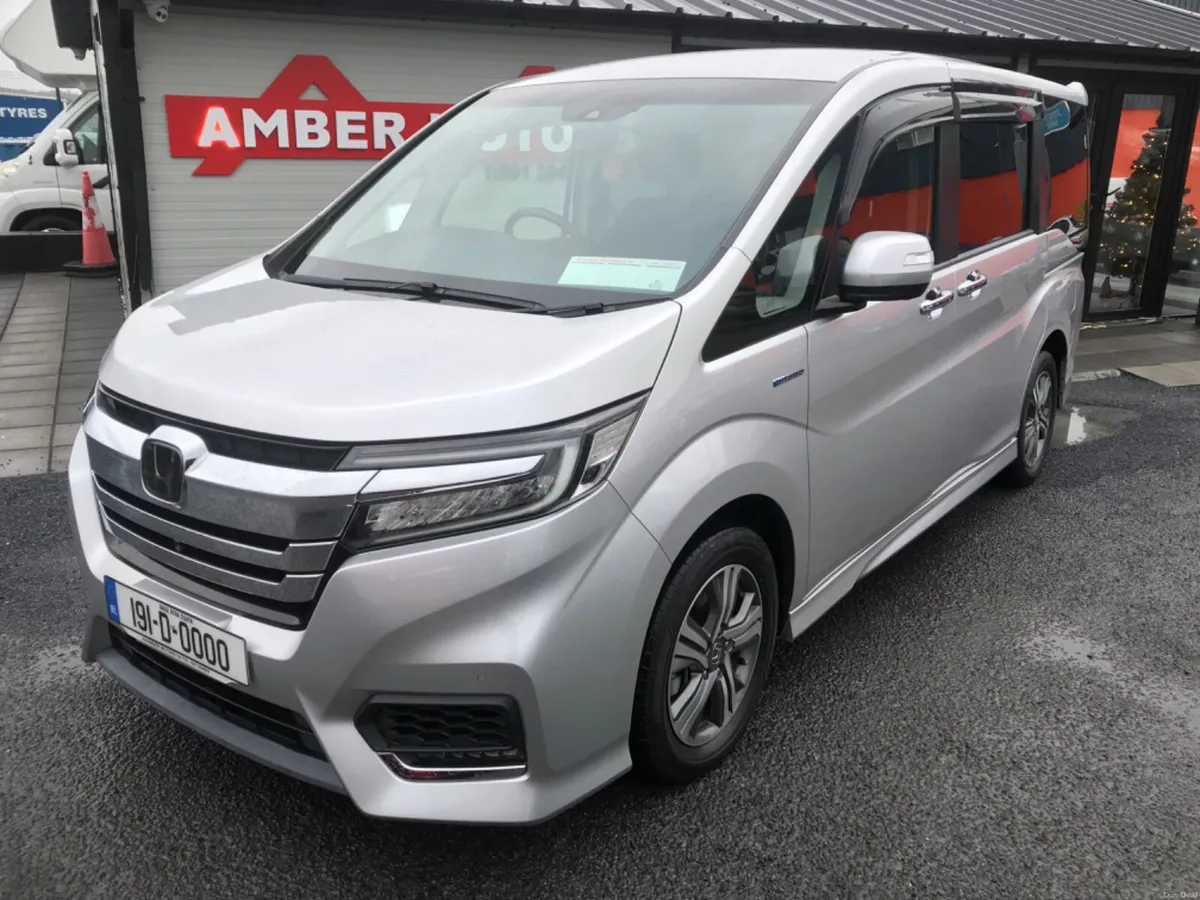 2019 Honda Stepwagon 7 Seater - Image 2