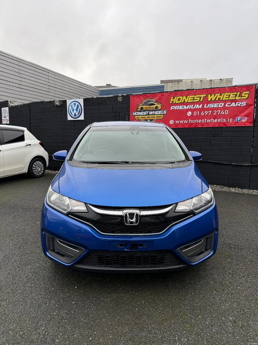 2017 HONDA FIT 1.5 HYBRID AUTOMATIC - Image 2