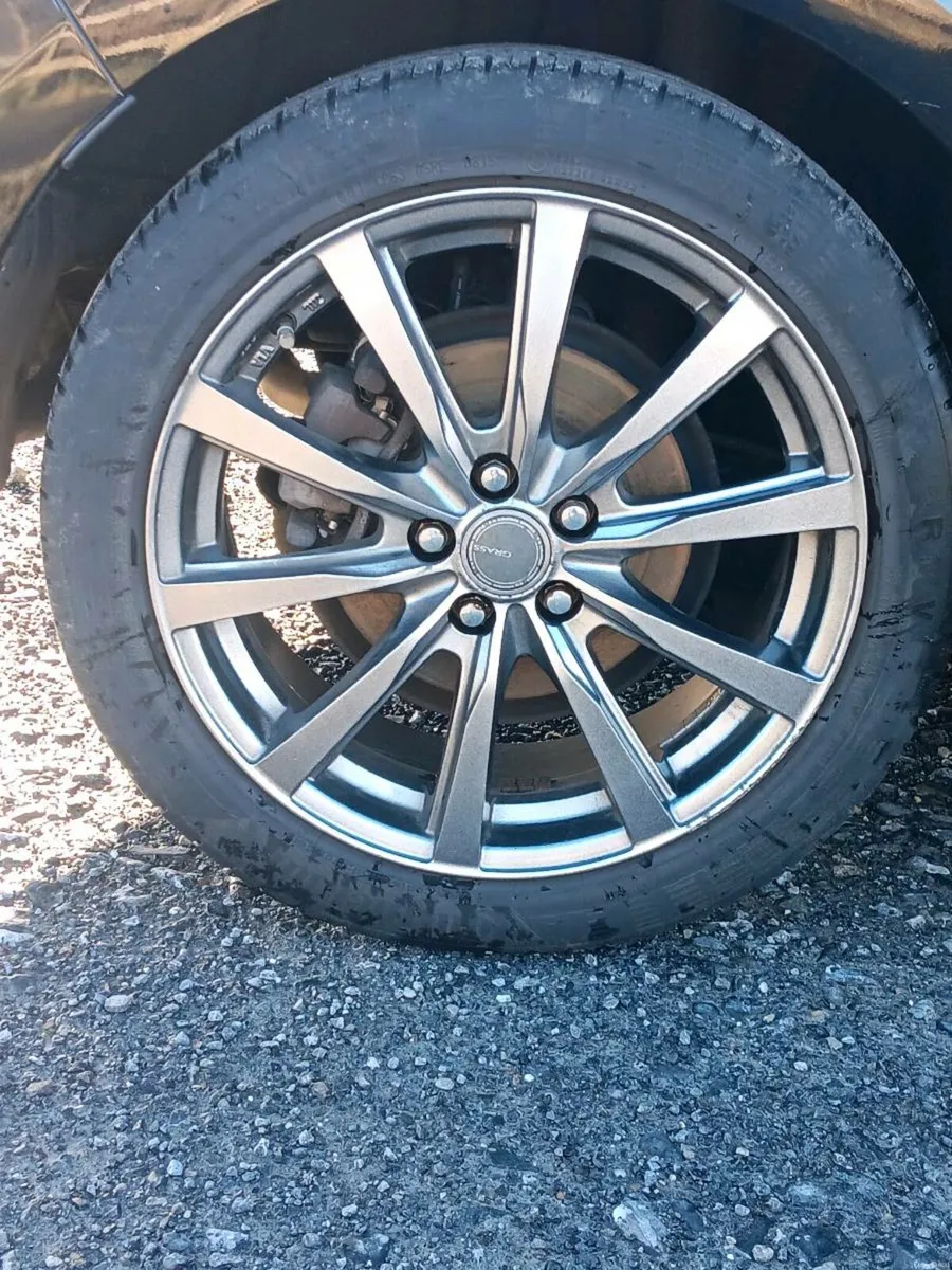 TOYOTA PRIUS 'white' 2018 - Image 3