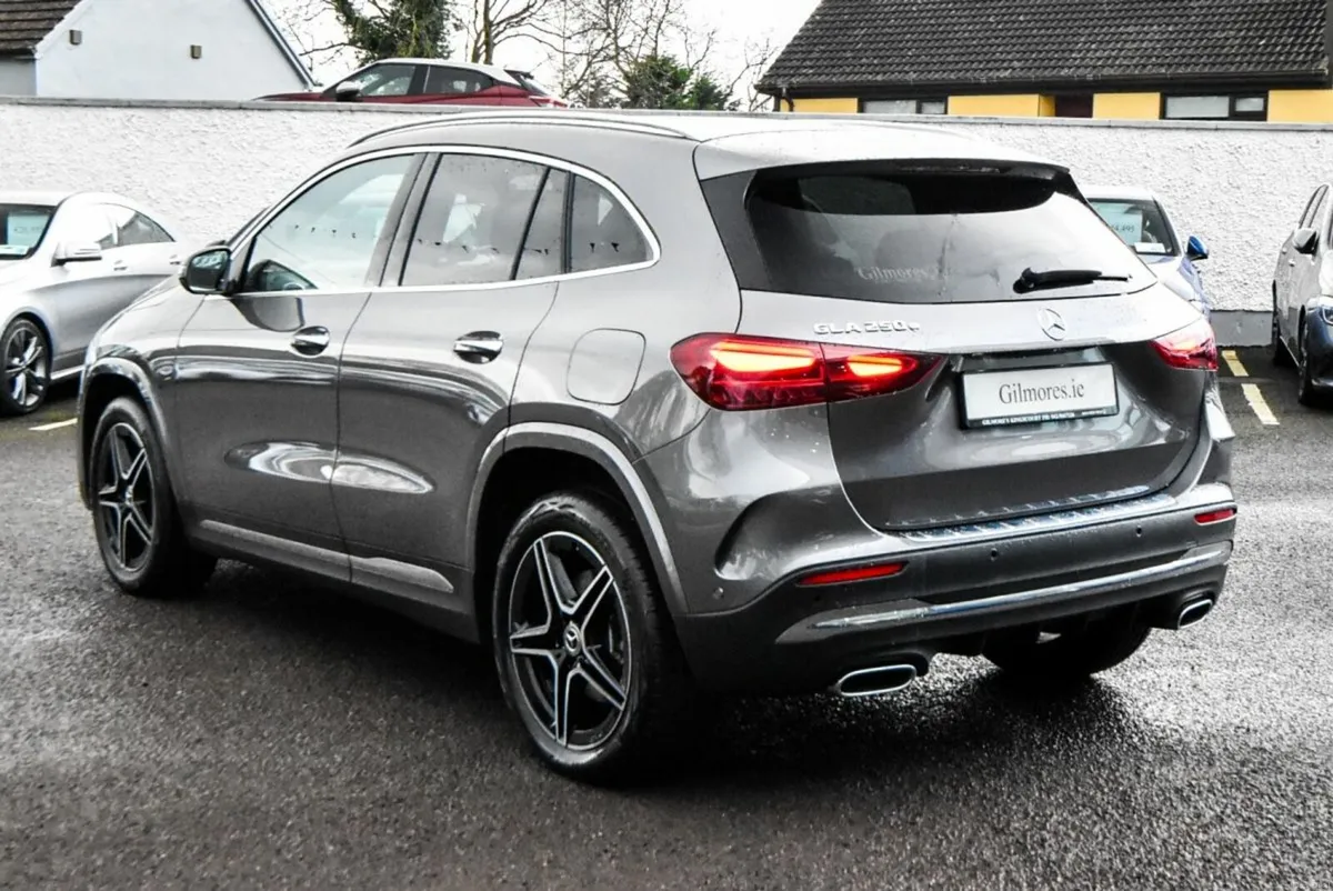 Mercedes-Benz GLA 250e AMG Premium ONLY 2,000km - Image 4