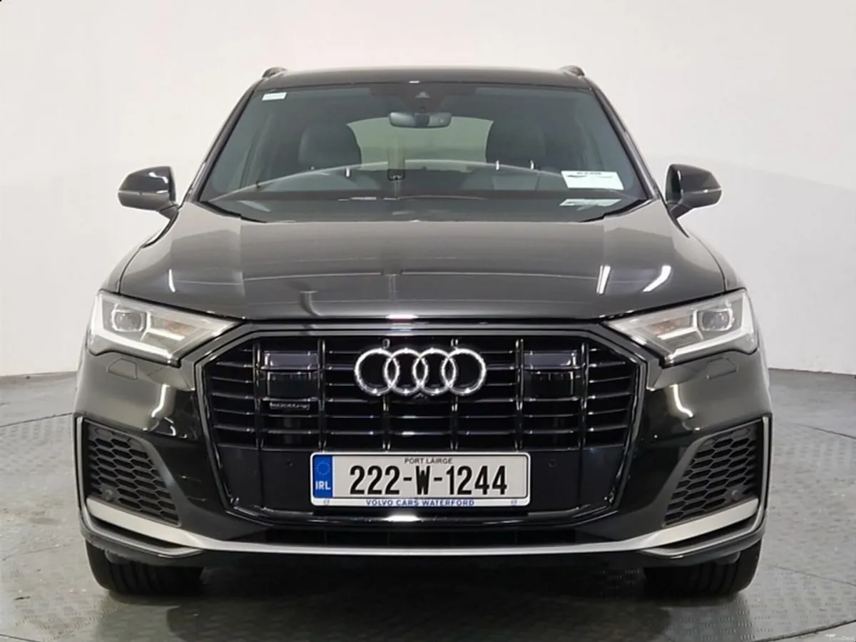 Audi Q7 55 TFSIe S-Line Quattro - Image 3