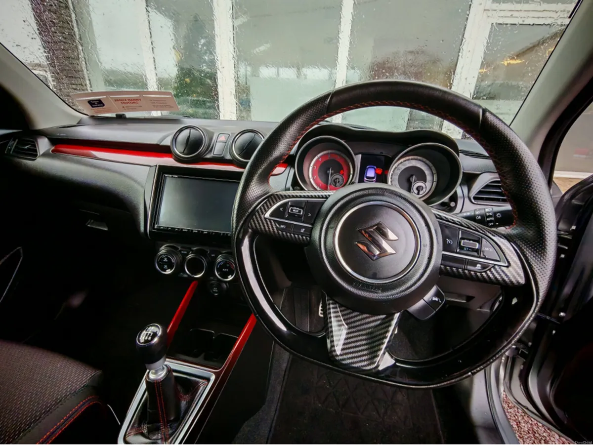 SUZUKI SWIFT manual sport - Image 4