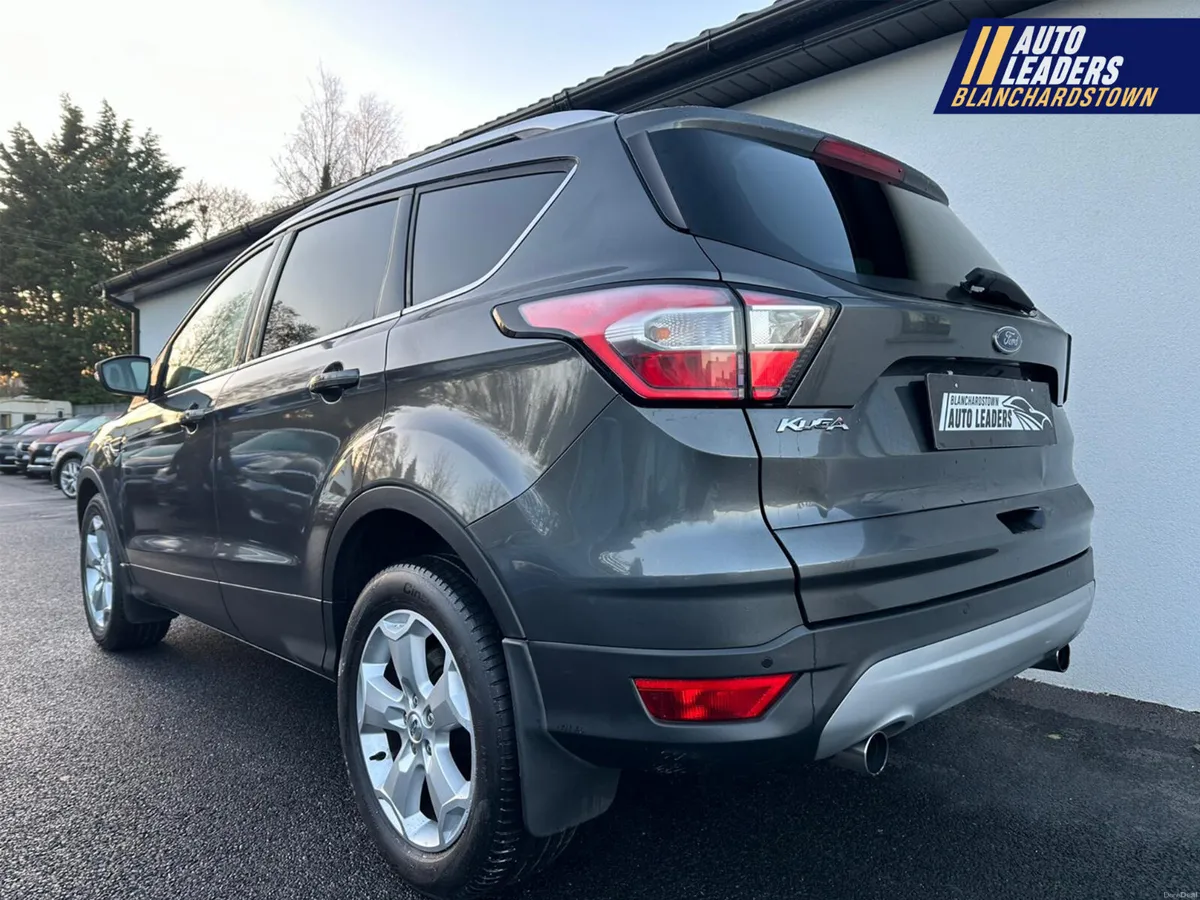 (182) FORD KUGA 1.5 TDCI TITANIUM 120PS NAV - Image 4