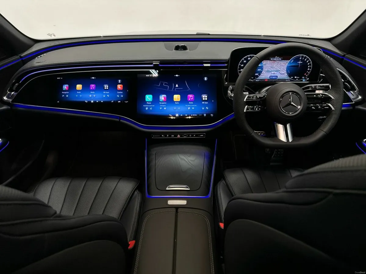 Mercedes-Benz E-Class E300 e AMG Line Edition + PH - Image 4