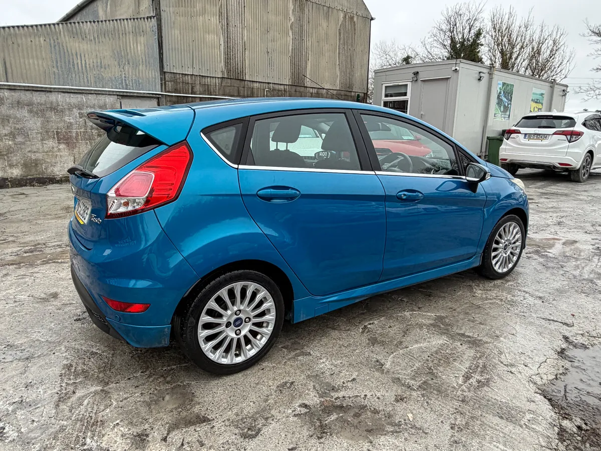 Ford Fiesta 2014 Automatic - Image 4
