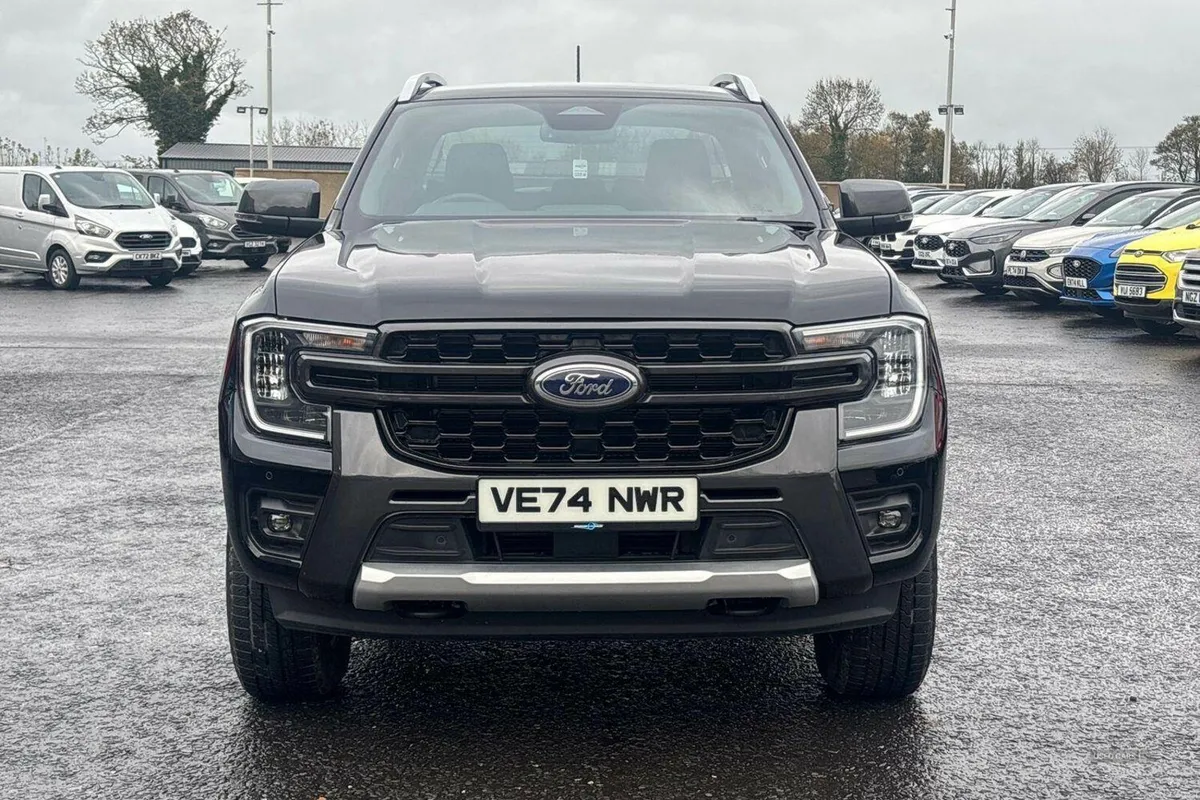 Ford Ranger 3.0 TD V6 Wildtrak Auto 4WD in Black w - Image 4
