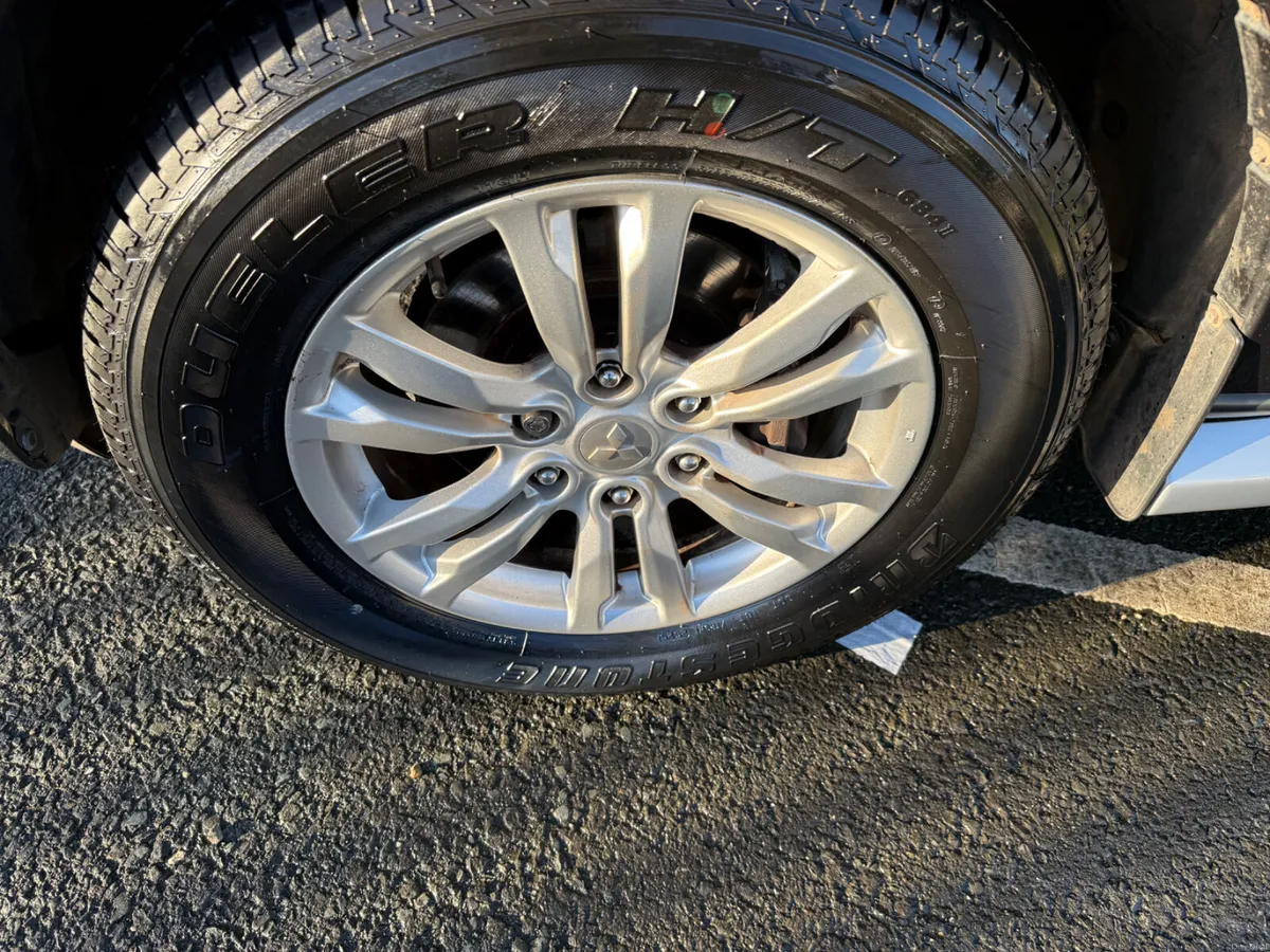 MITSUBISHI PAJERO 2016 - 3.2 DSL - AUTOMATIC - Image 4