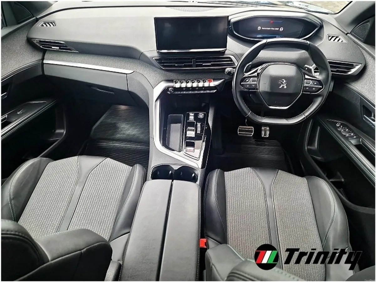 Peugeot 5008 ** 3 ISOFIX SEATS IN MIDDLE ROW ** ON - Image 2