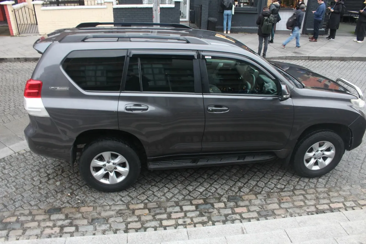 Toyota Land Cruiser 2012 3.0D Automatic - Image 3
