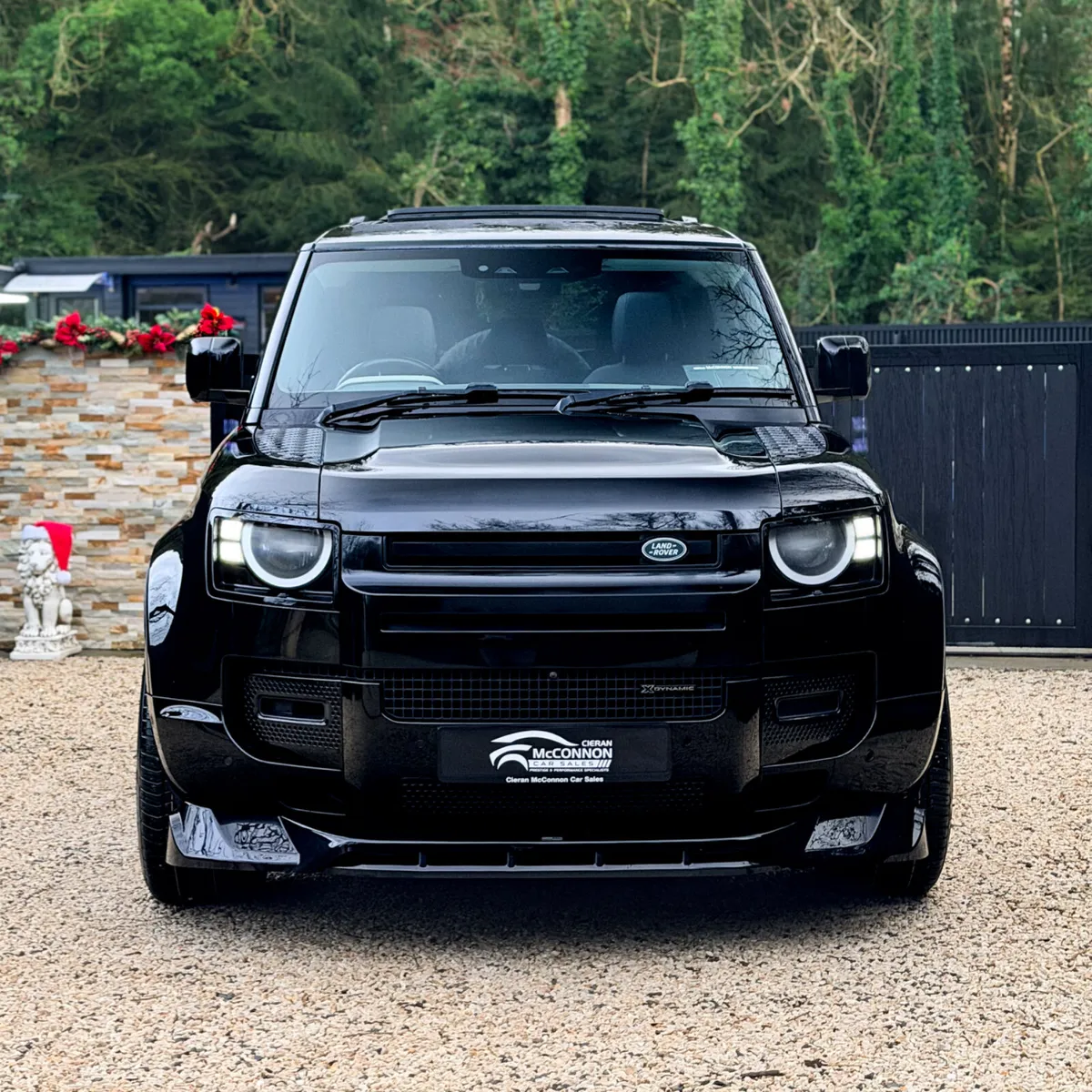 2021 (212) Land Rover Defender X DYNAMIC P400E 400 - Image 3