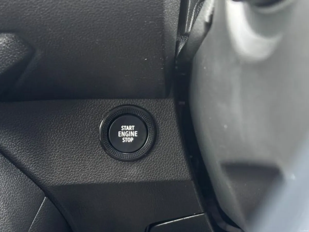 Dacia Jogger Comfort (7 SEATER ) Petrol - Image 4