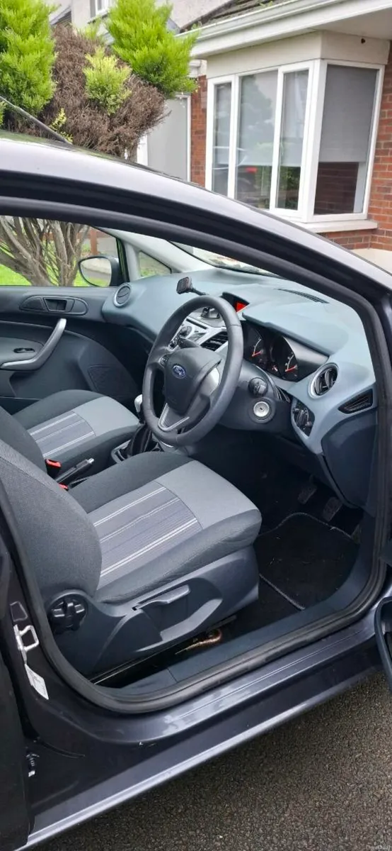 Ford Fiesta - Image 4