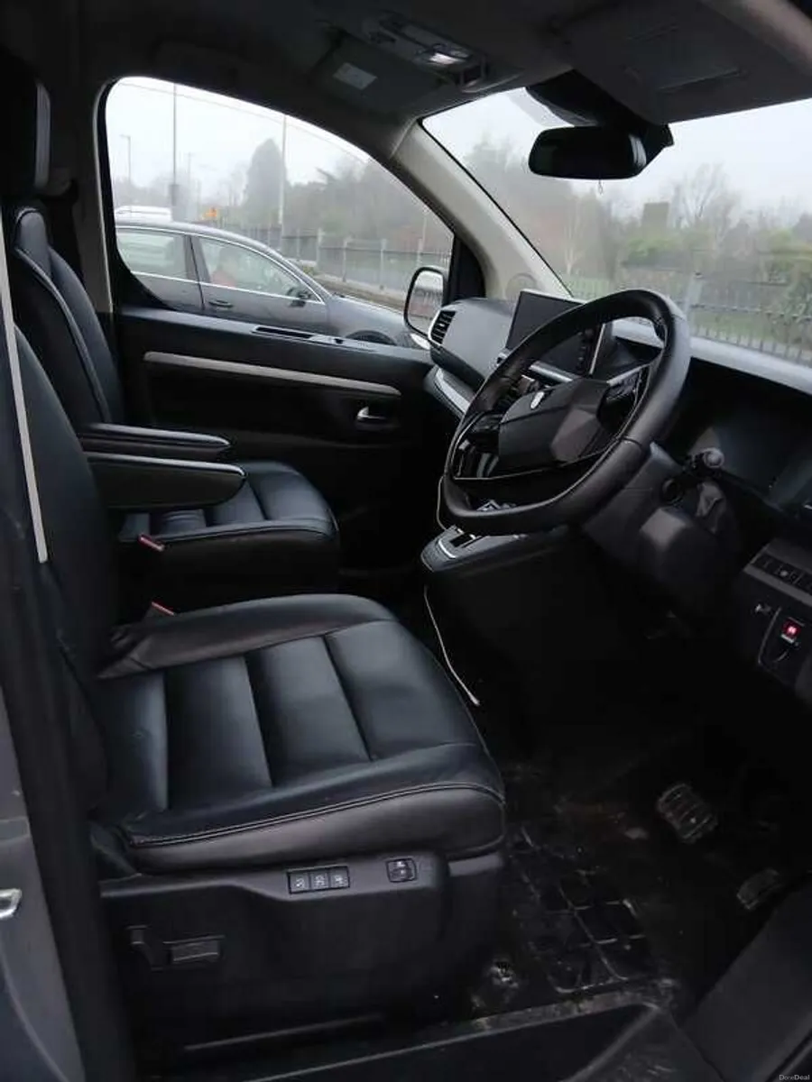 2024 Peugeot E Traveller, MPV, EV, RANGE 360km - Image 4