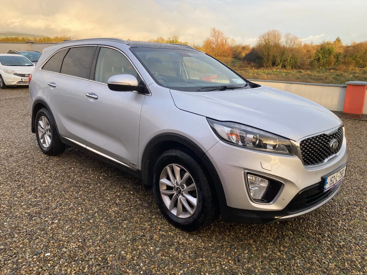 Kia Sorento 2015 4X4 Diesel 7 Seater - Image 1