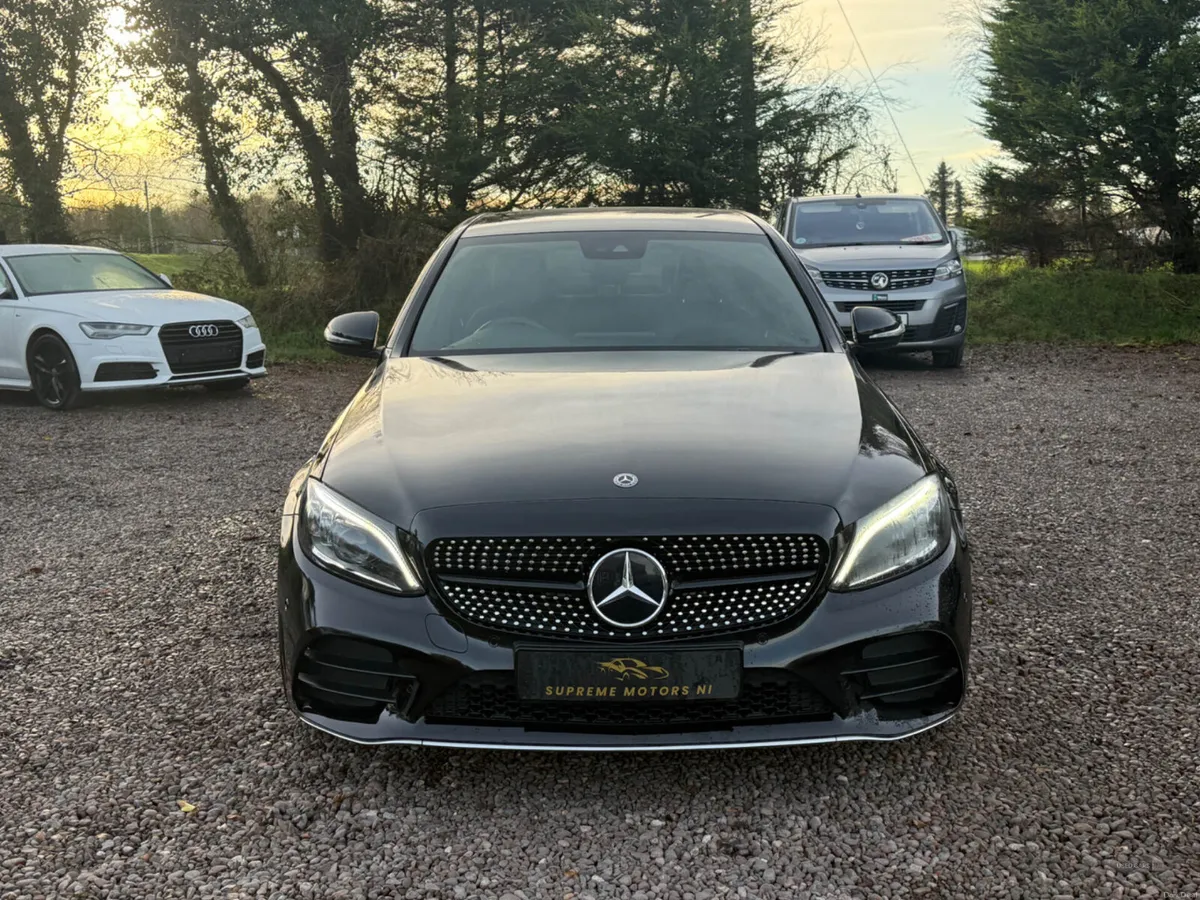 Mercedes-Benz C-Class 2019 - Image 4
