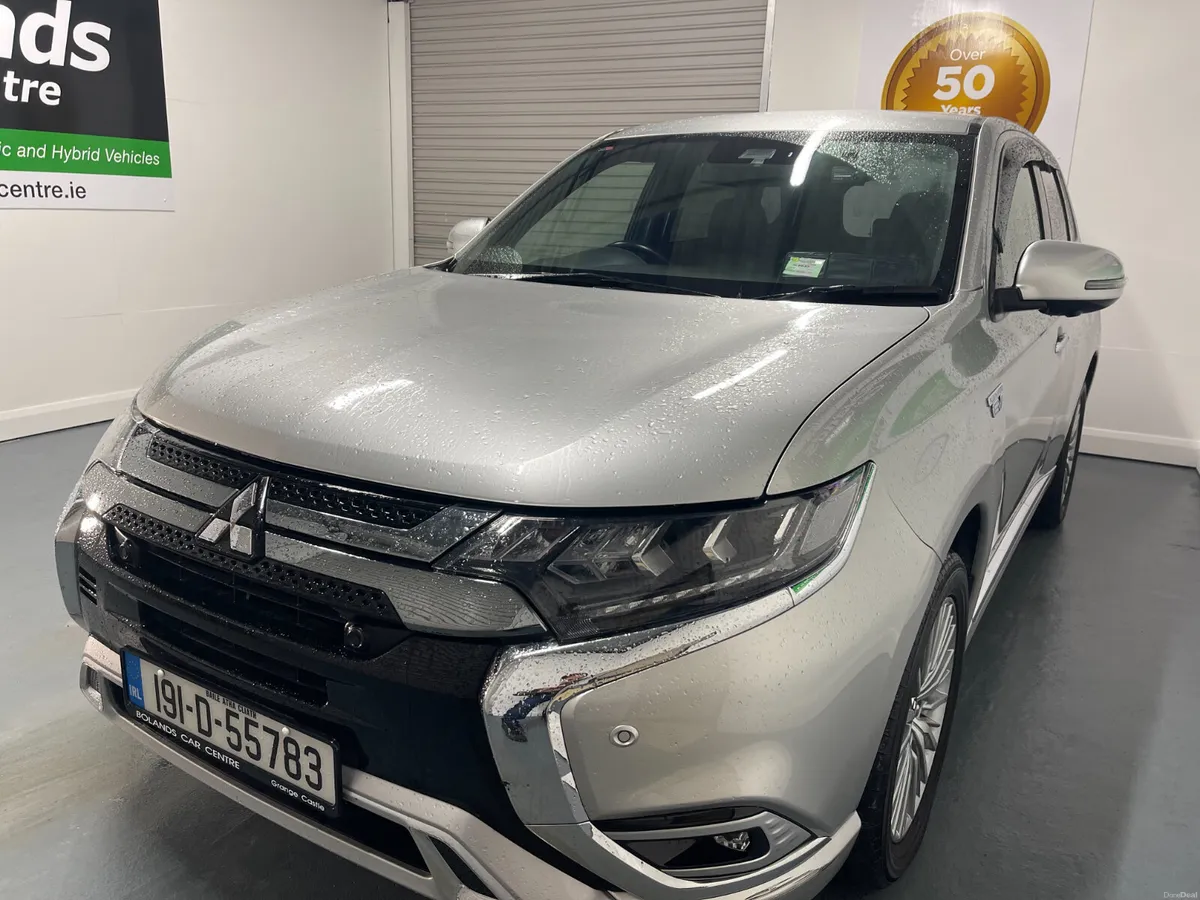 191 Mitsubishi Outlander Hybrid 2.4 Phev Automatic - Image 3