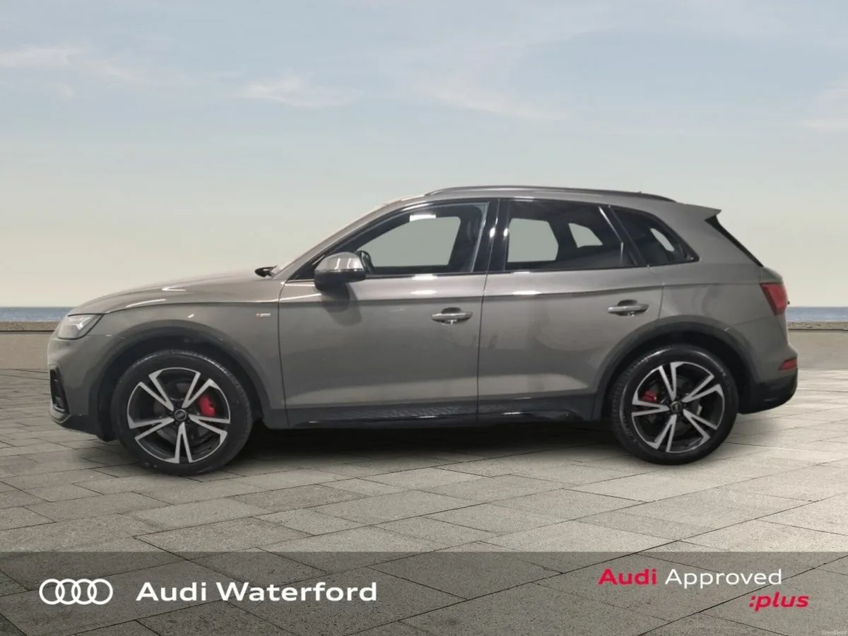 Audi Q5 TDI S Line Black Edition from €537 per mon - Image 4