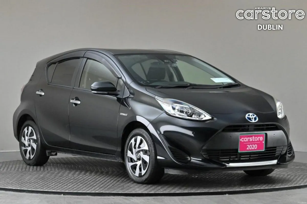 Toyota Aqua  1.5 HYBRID **ANDROID CAR PLAYER**REVE - Image 1