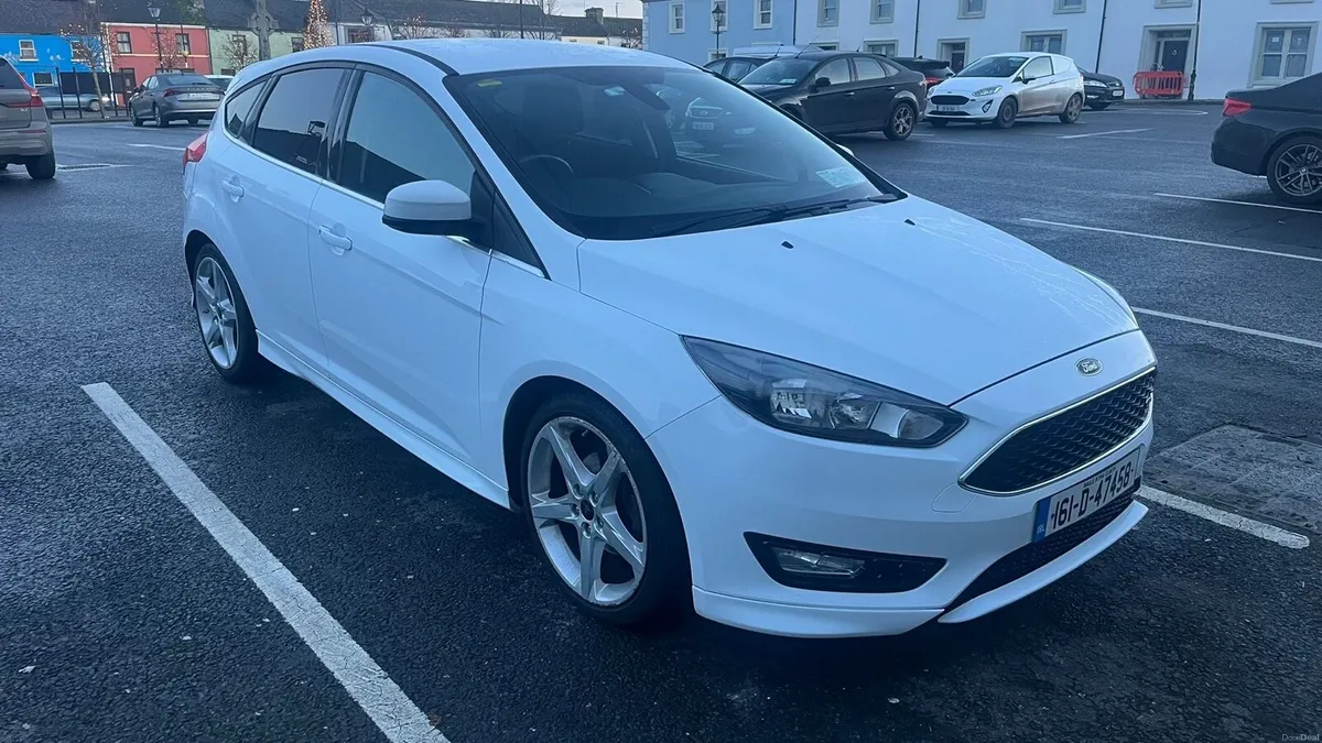 Ford Focus 2016 Zetec - Image 1