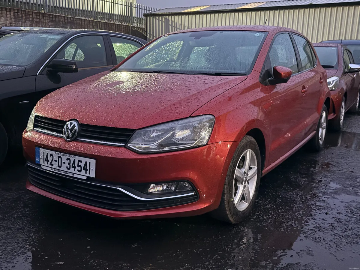 VOLKSWAGEN POLO  2014 AUTOMATIC - Image 1