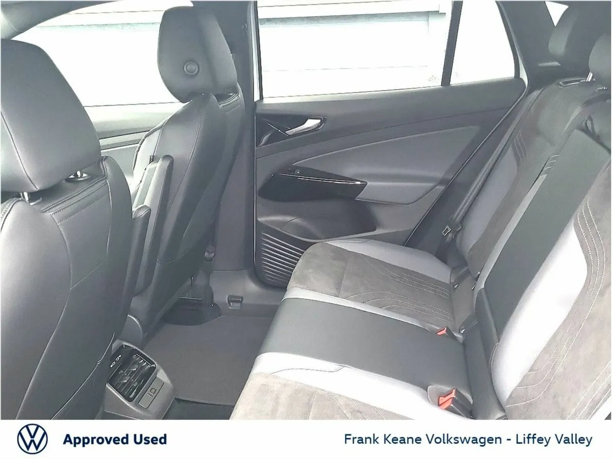 Volkswagen ID.4 *NEW* PRO PLUS ORDER YOUR 262 TODA - Image 6