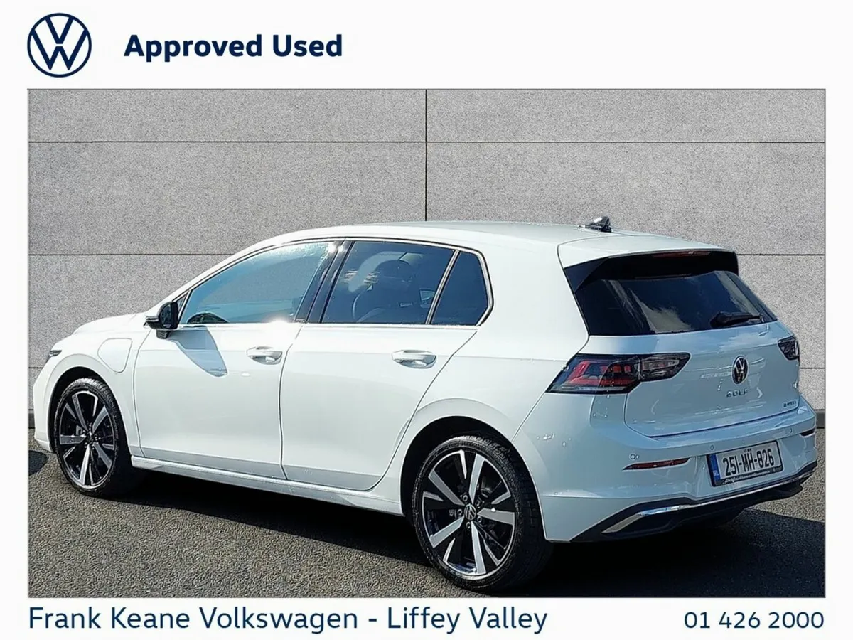 Volkswagen Golf *STYLE* PLUG IN HYBRID AUTO 1.5TSI - Image 3