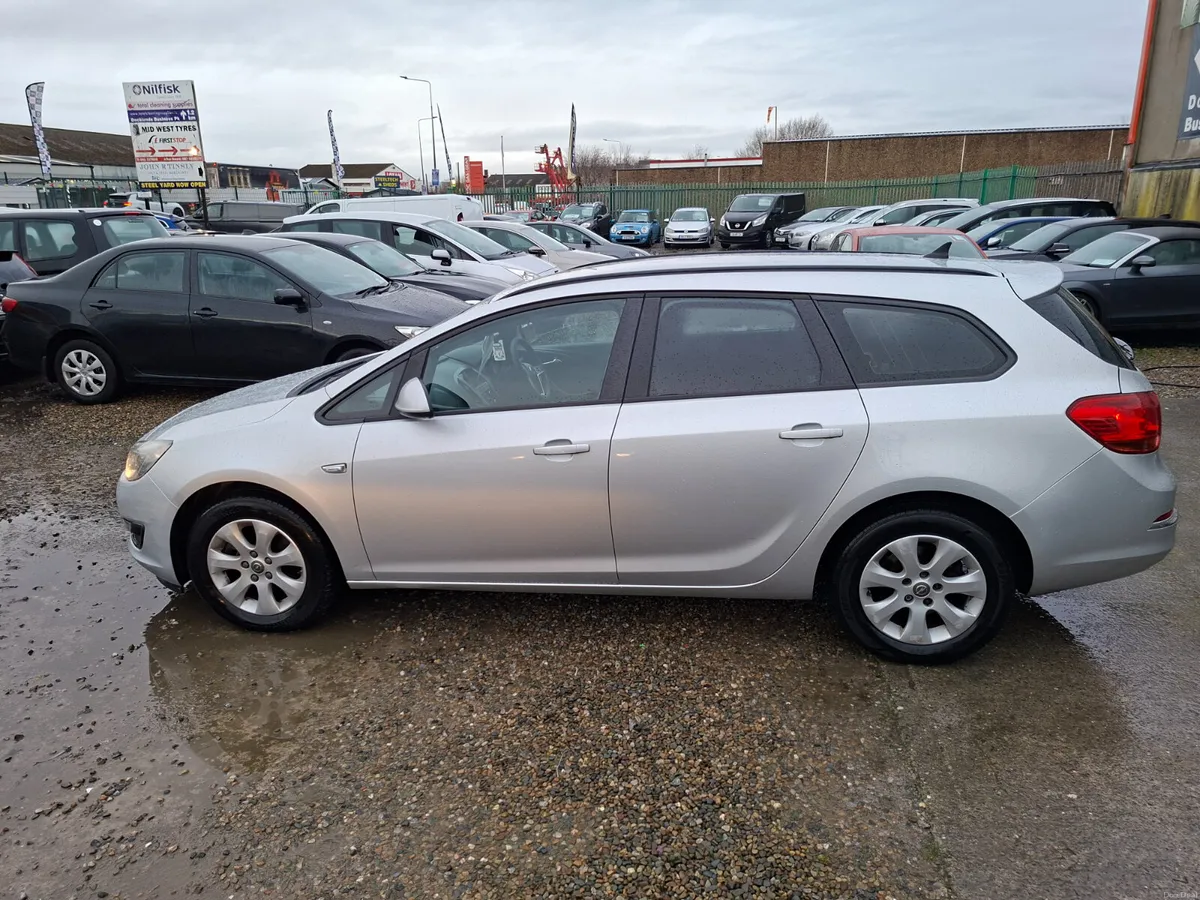 🦏 Opel Astra estate 1.6d 2015 🦏 - Image 4