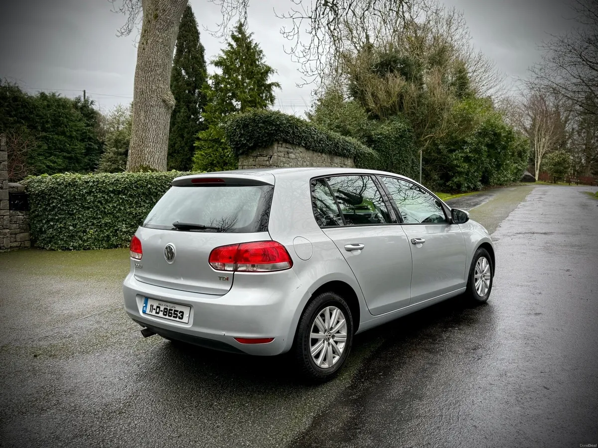 Vw Golf 1.6 Tdi Dsg Auto Low Km - Image 3