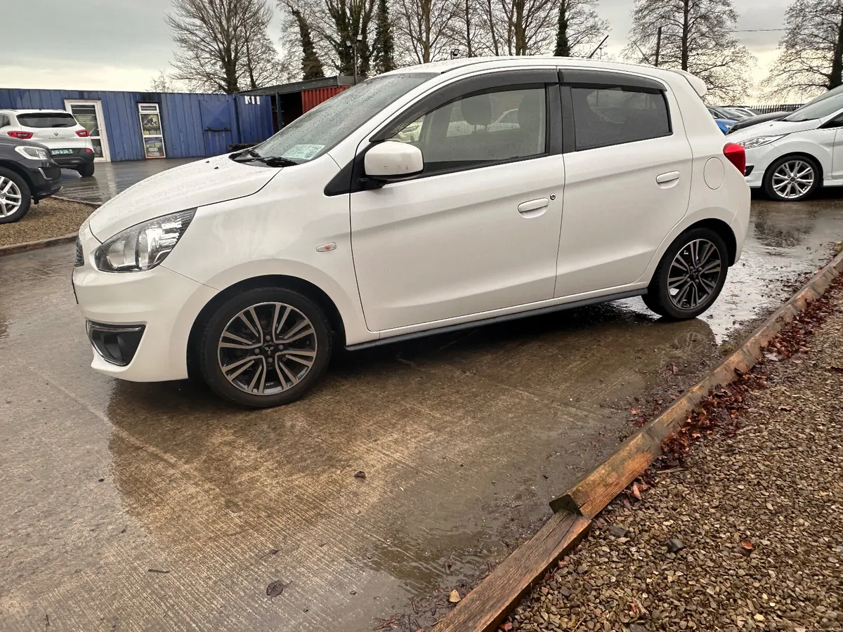 Mitsubishi Mirage 2017 auto - Image 4