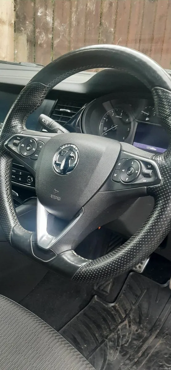 Vauxhall Insignia 2019 - Image 3