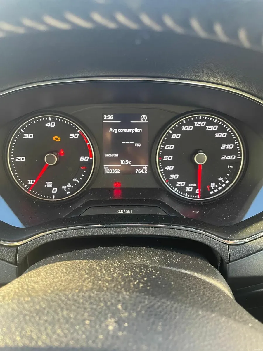 SEAT Arona 2018 - Image 2