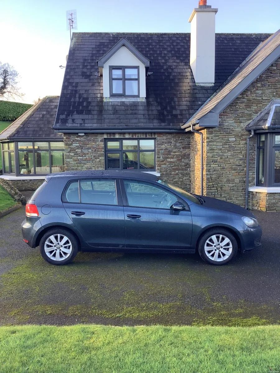 Volkswagen Golf - Image 1