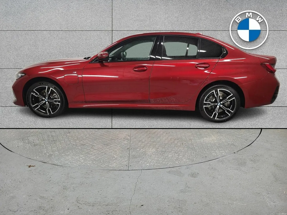 BMW 3-Series 2.0 - Image 3