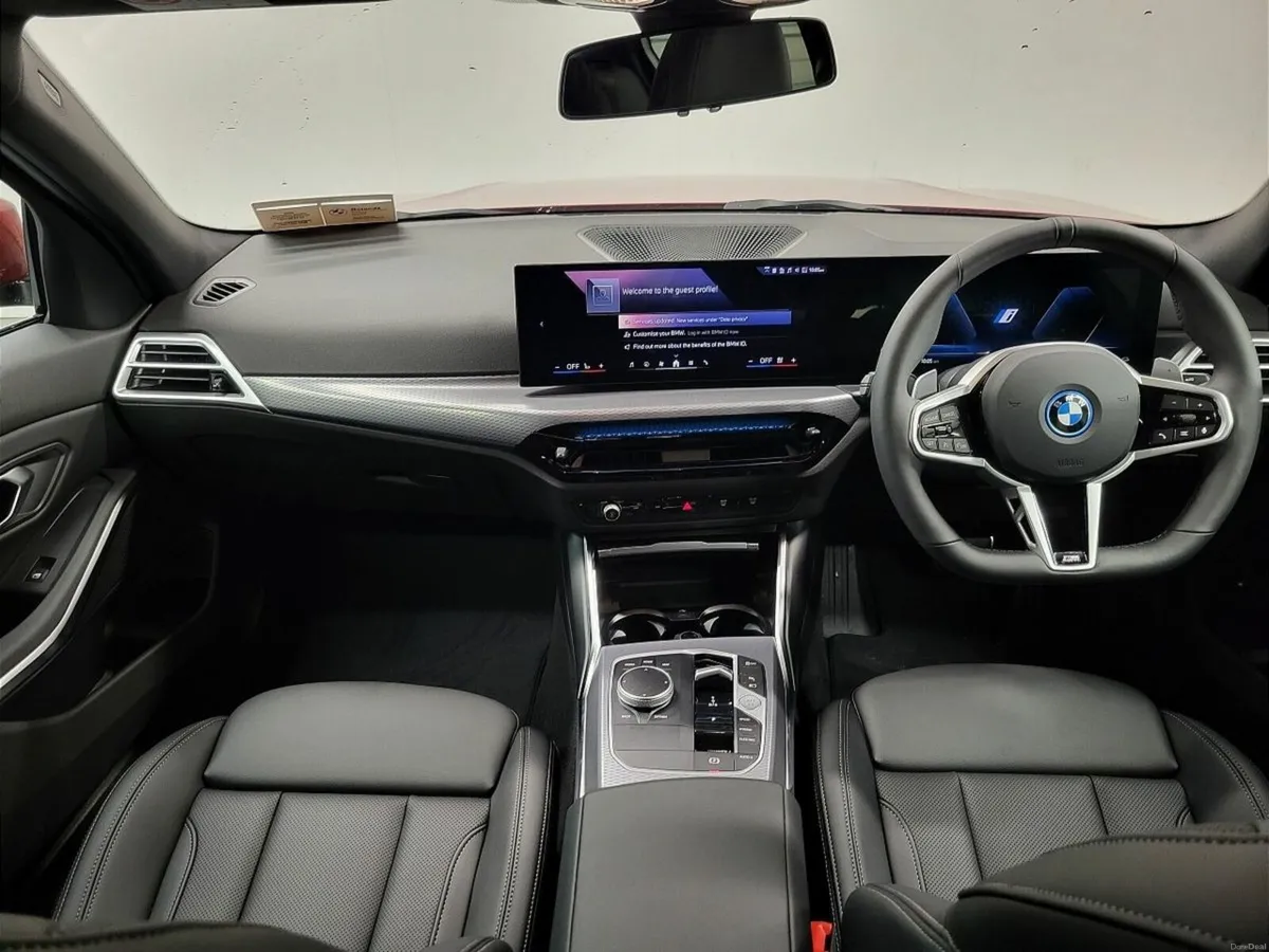 BMW 3-Series 2.0 - Image 4