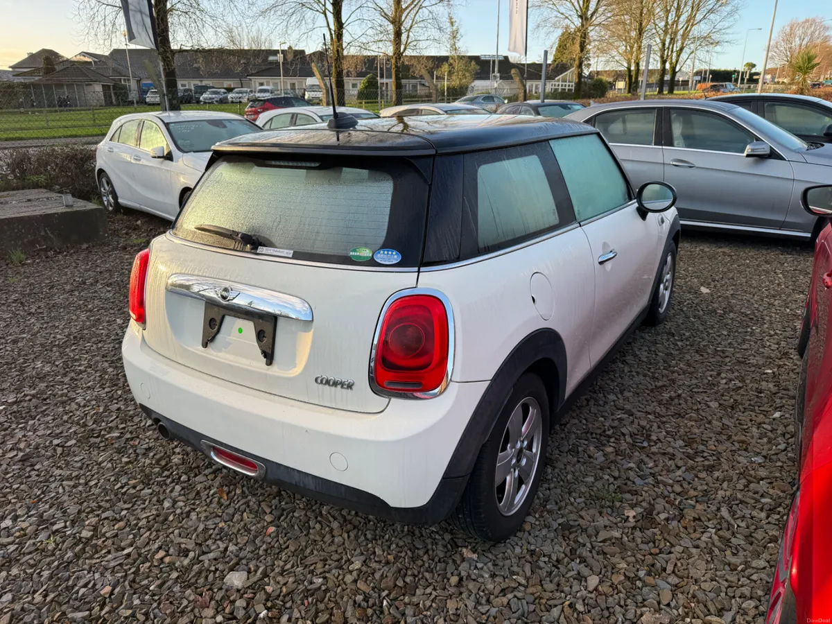 2016 MINI COOPER - PETROL - AUTOMATIC - Image 3