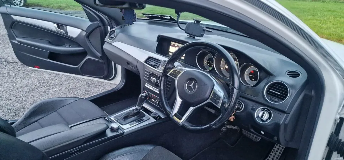 Mercedes C250 Amg - Image 4