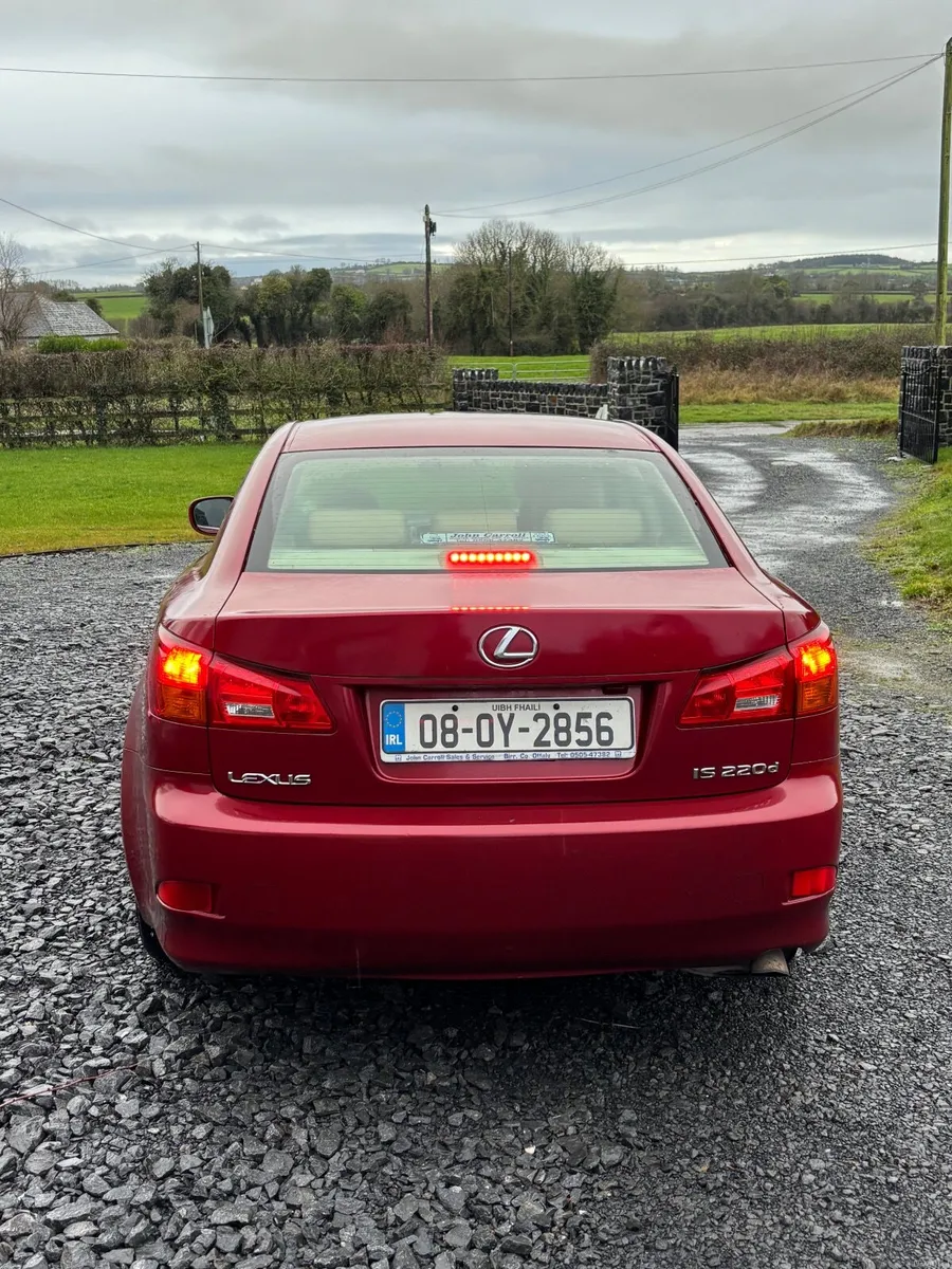 Lexus IS 2008 - Image 2