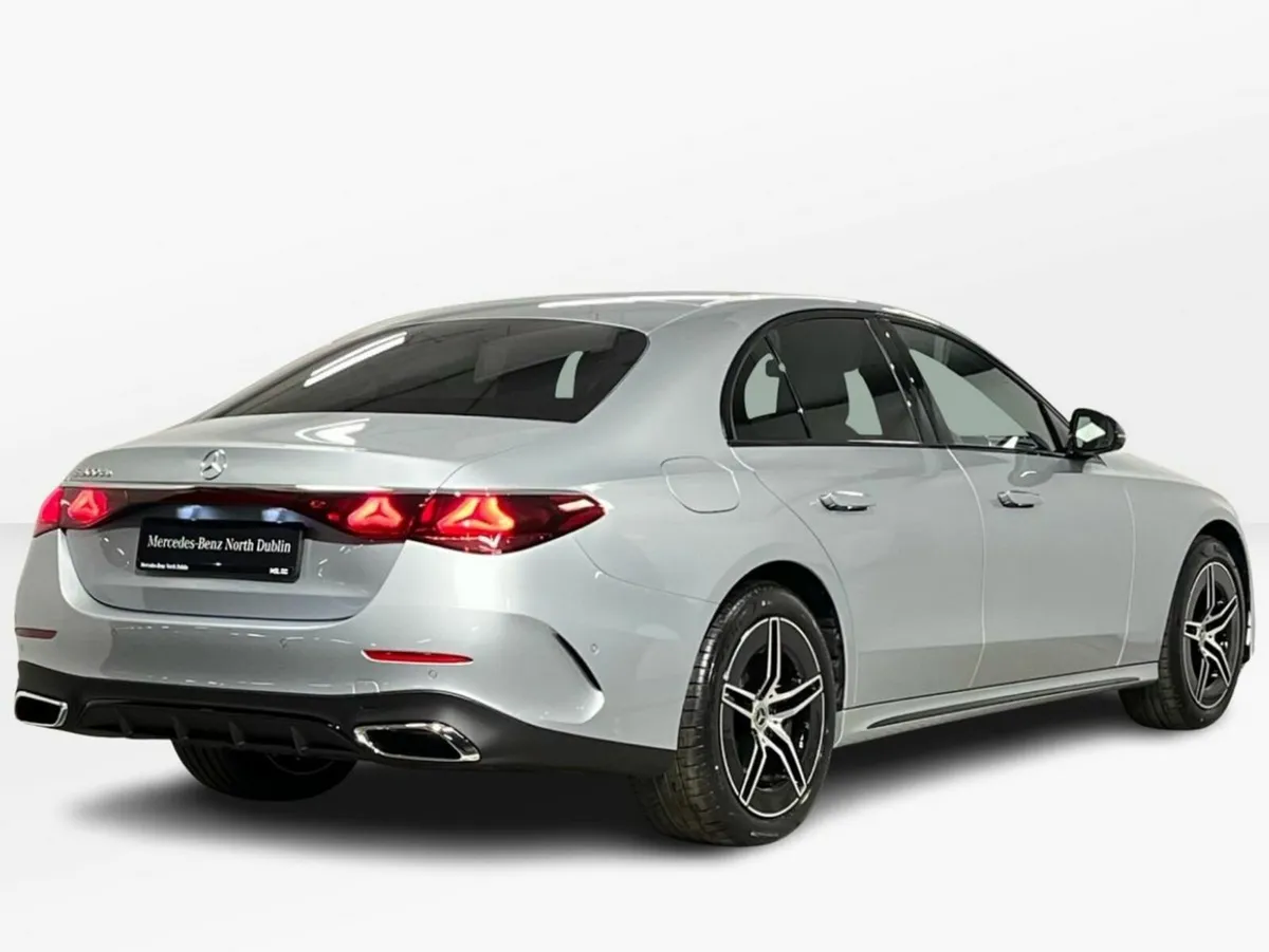 Mercedes-Benz E-Class 300de AMG - 19 Inch Alloys - - Image 3