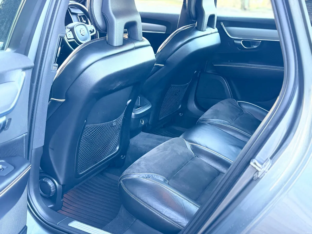 18 VOLVO S90 2.0 TD D4 R-DESIGN 190BHP AUTO REDUCE - Image 5